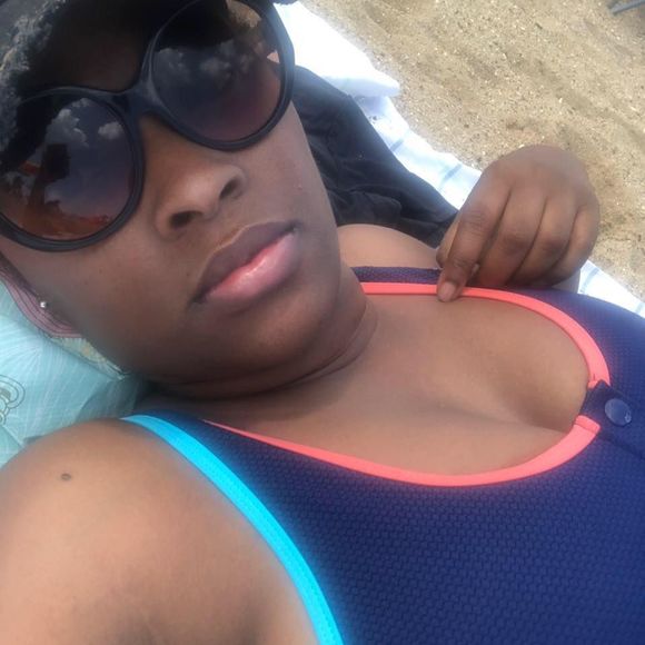 Meet your Posher, Eleanor - Picture 1 of 1